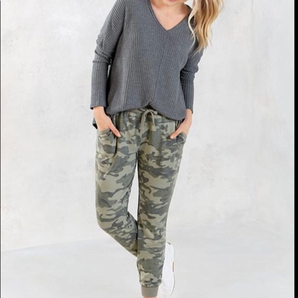 Mud pie Camo joggers Lge NWT